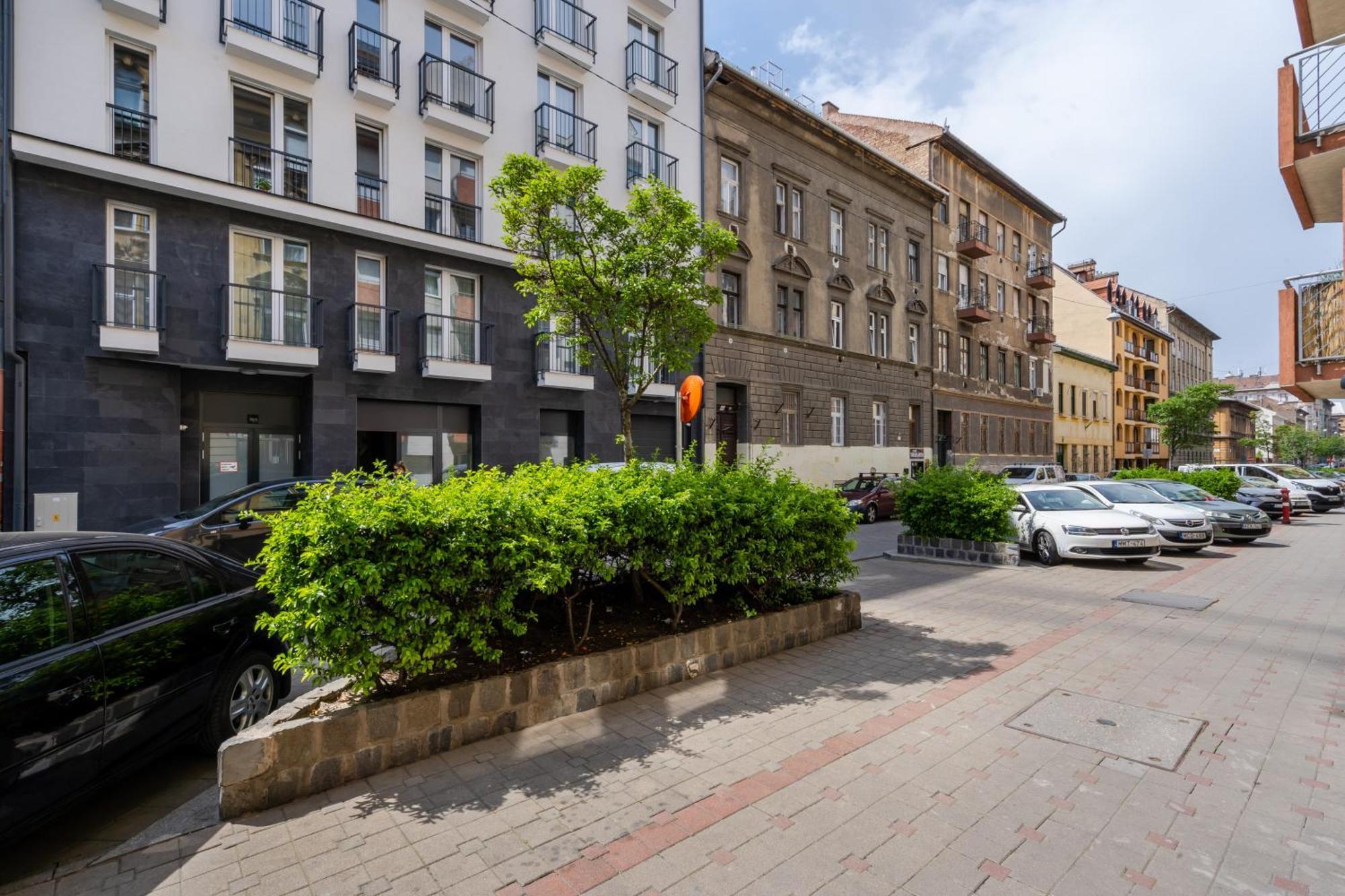 The Rose Garden Pot- Parking Apartamento